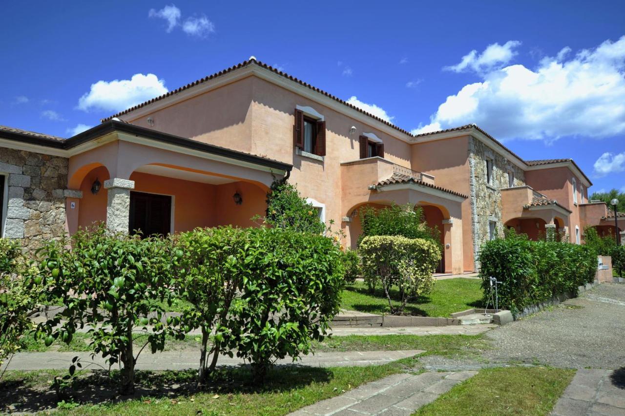 Residence Stella Marina San Teodoro  Exterior photo